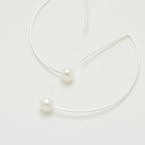Arcs de cercle surdimensionnés avec perles.
